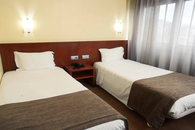 Quarto Single Twin - Hotel São Francisco - Leiria